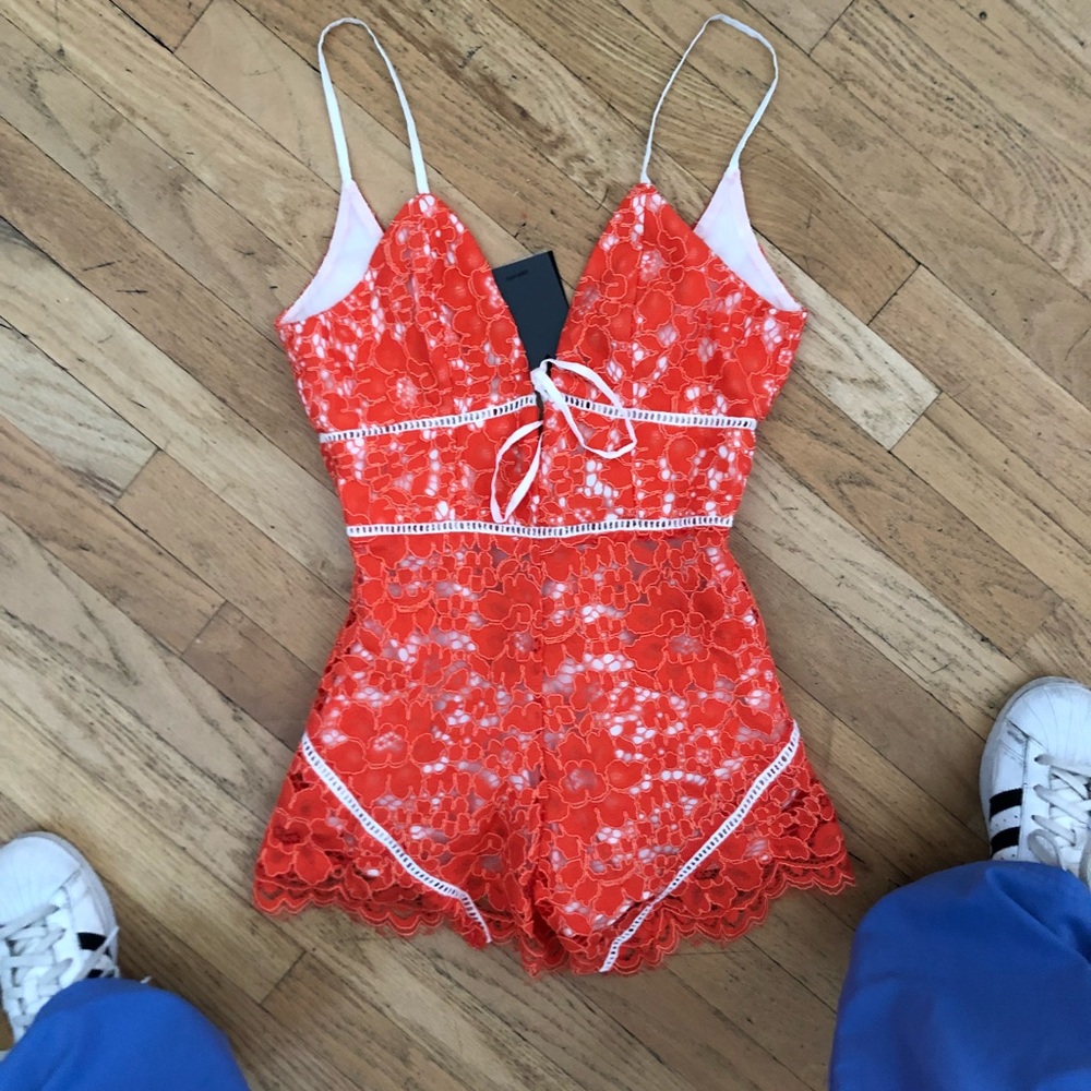 NBD Orange & White Lace V-Neck Romper Size XS